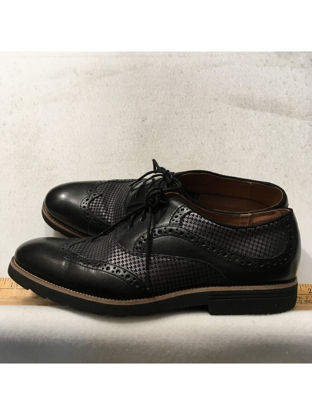 Stacy Adams Men's Dayton type  Wingtip Oxford size 9 black